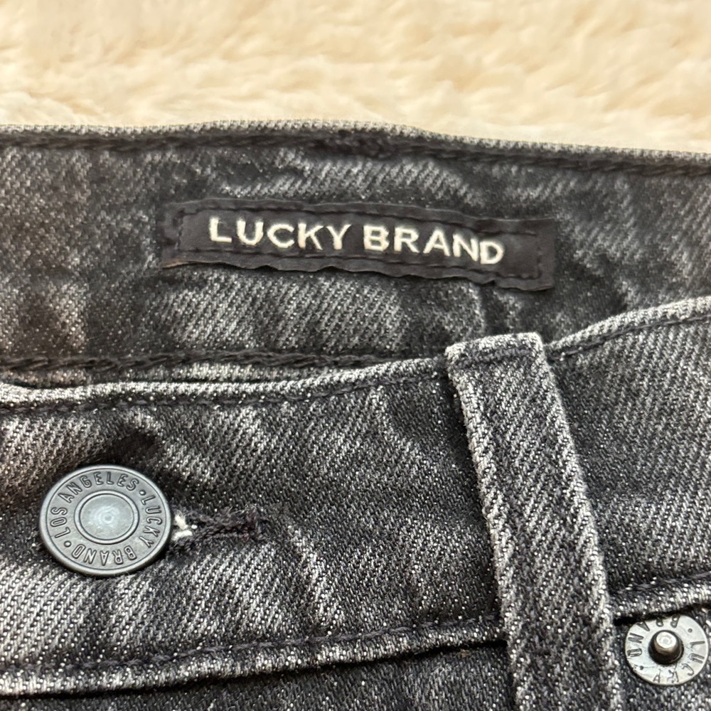 Lucky Brand Women’s Black Denim Jeans with rhinestones down the sides! - Picture 4 of 11